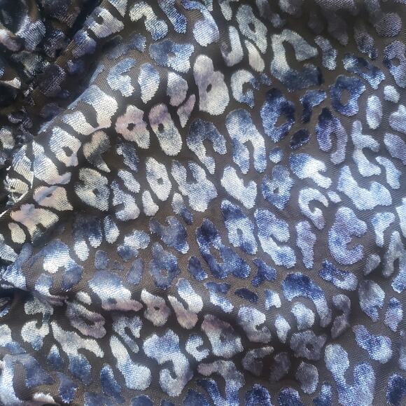 GUESS Blue Leopard Print Bodycon Woman's Dress Sz XS - Picture 9 of 9